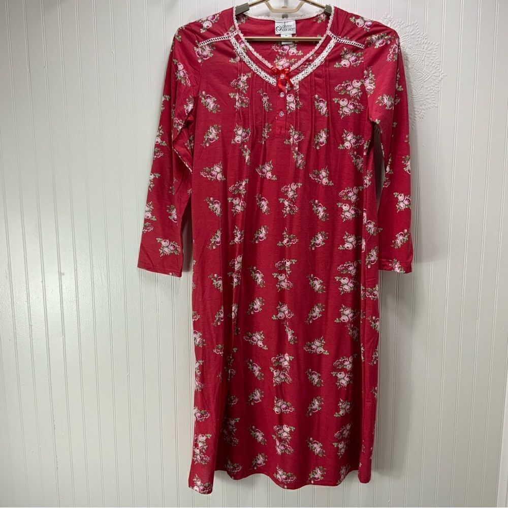 VINTAGE COZEE CORNER Nightgown